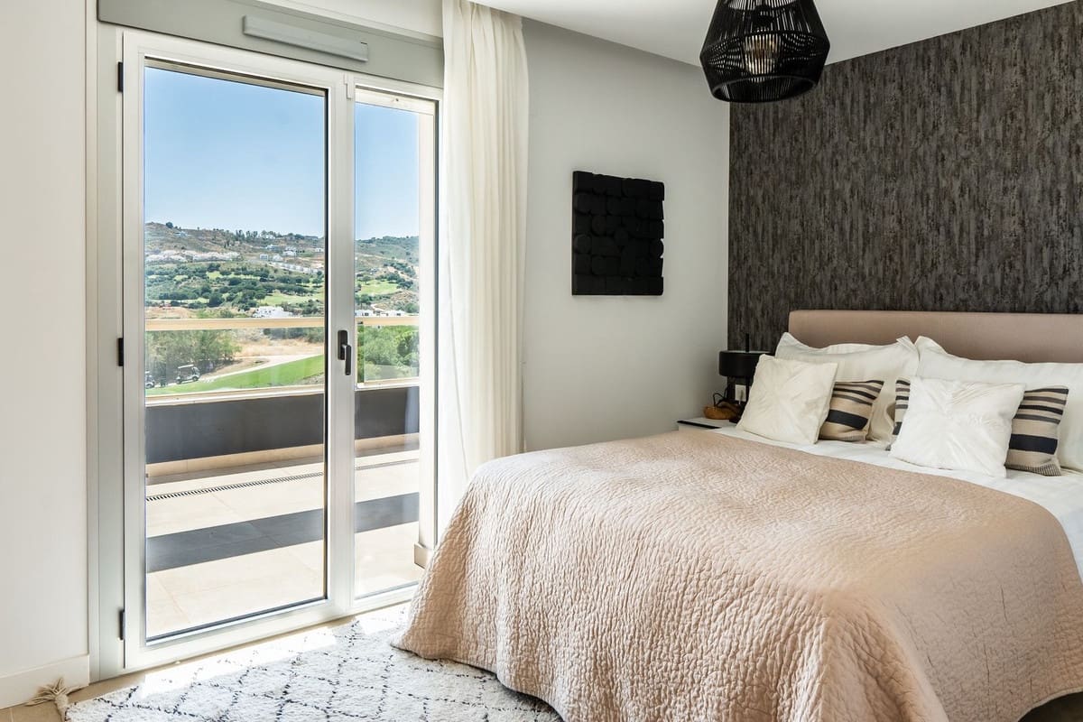 3 soveværelse Penthouse til salg i La Cala Golf med swimmingpool - € 749.000 (Ref: 9480240)