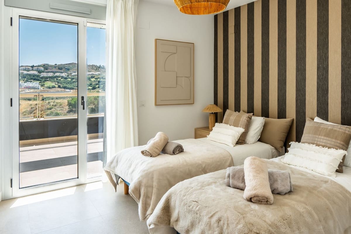 3 soveværelse Penthouse til salg i La Cala Golf med swimmingpool - € 749.000 (Ref: 9480240)