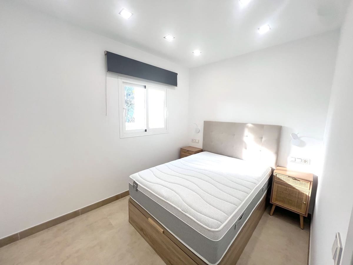 2 bedroom Apartment for sale in Puerto Banus with pool - € 750,000 (Ref: 9480241)