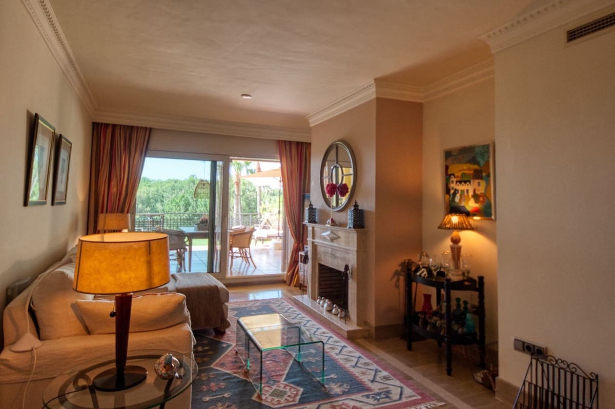 2 bedroom Apartment for sale in Golden Mile with pool garage - € 750,000 (Ref: 9480242)