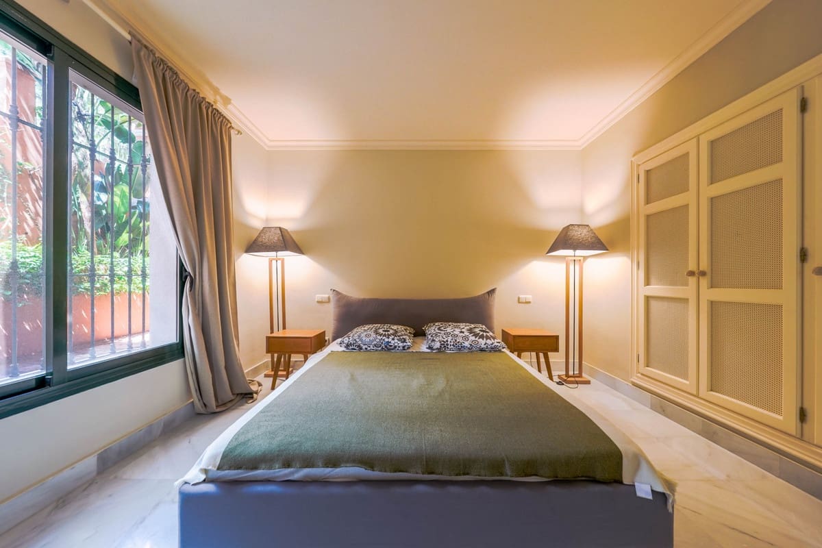 Apartamento de 2 habitaciones en Monte Halcones en venta con piscina - 750.000 € (Ref: 9480246)