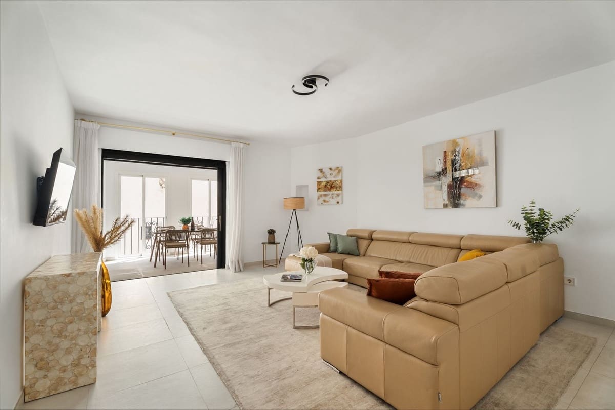3 bedroom Apartment for sale in Puerto Banus - € 750,000 (Ref: 9480249)