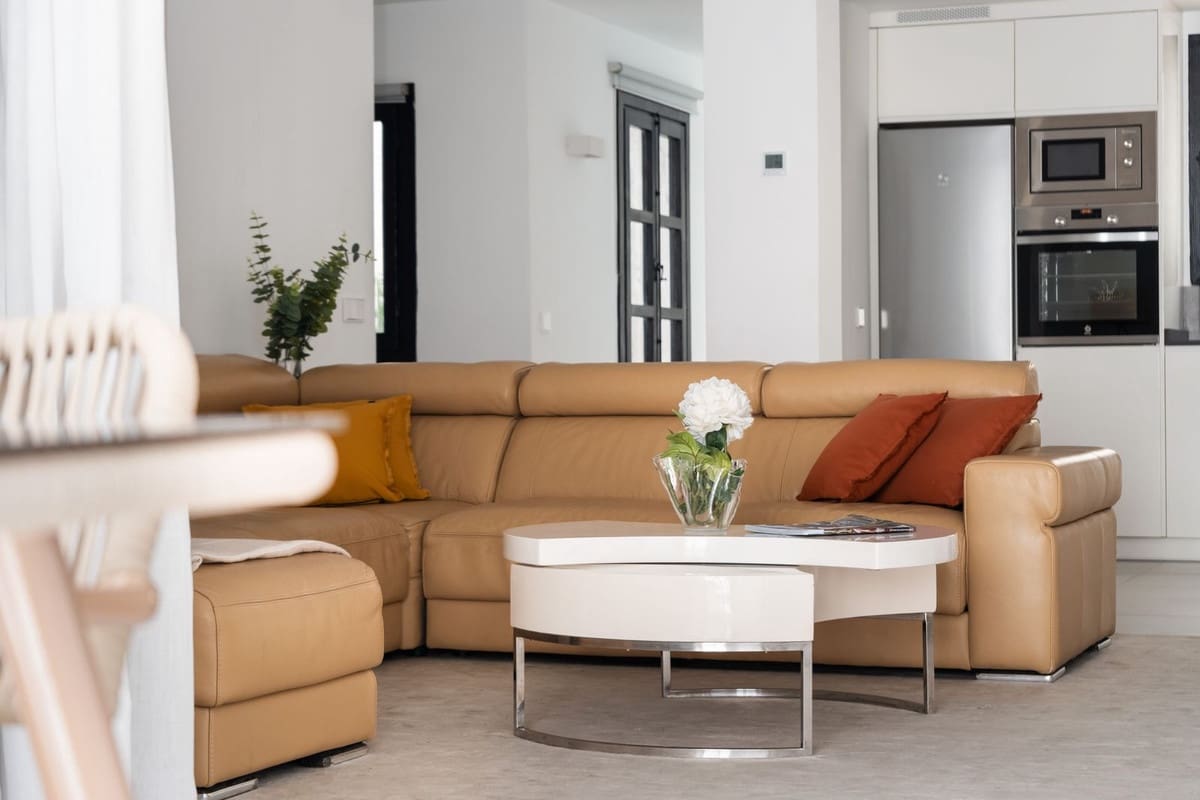 3 bedroom Apartment for sale in Puerto Banus - € 750,000 (Ref: 9480249)