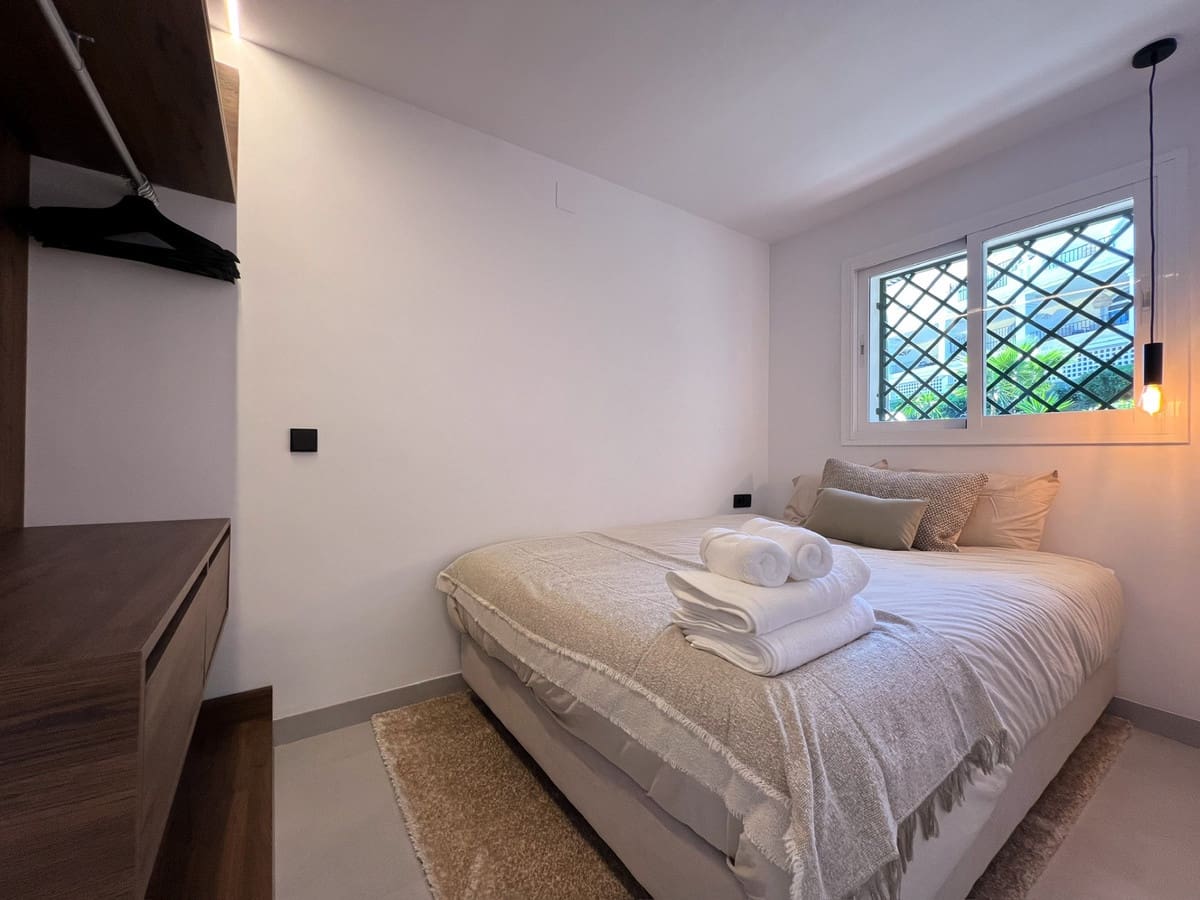 3 bedroom Penthouse for sale in Nueva Andalucia with pool - € 750,000 (Ref: 9480255)