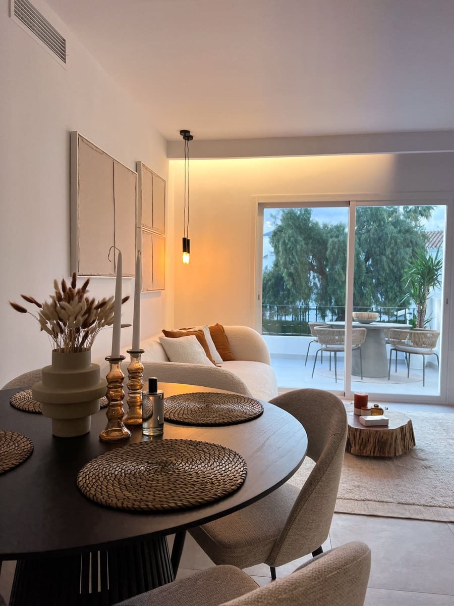 3 bedroom Penthouse for sale in Nueva Andalucia with pool - € 750,000 (Ref: 9480255)