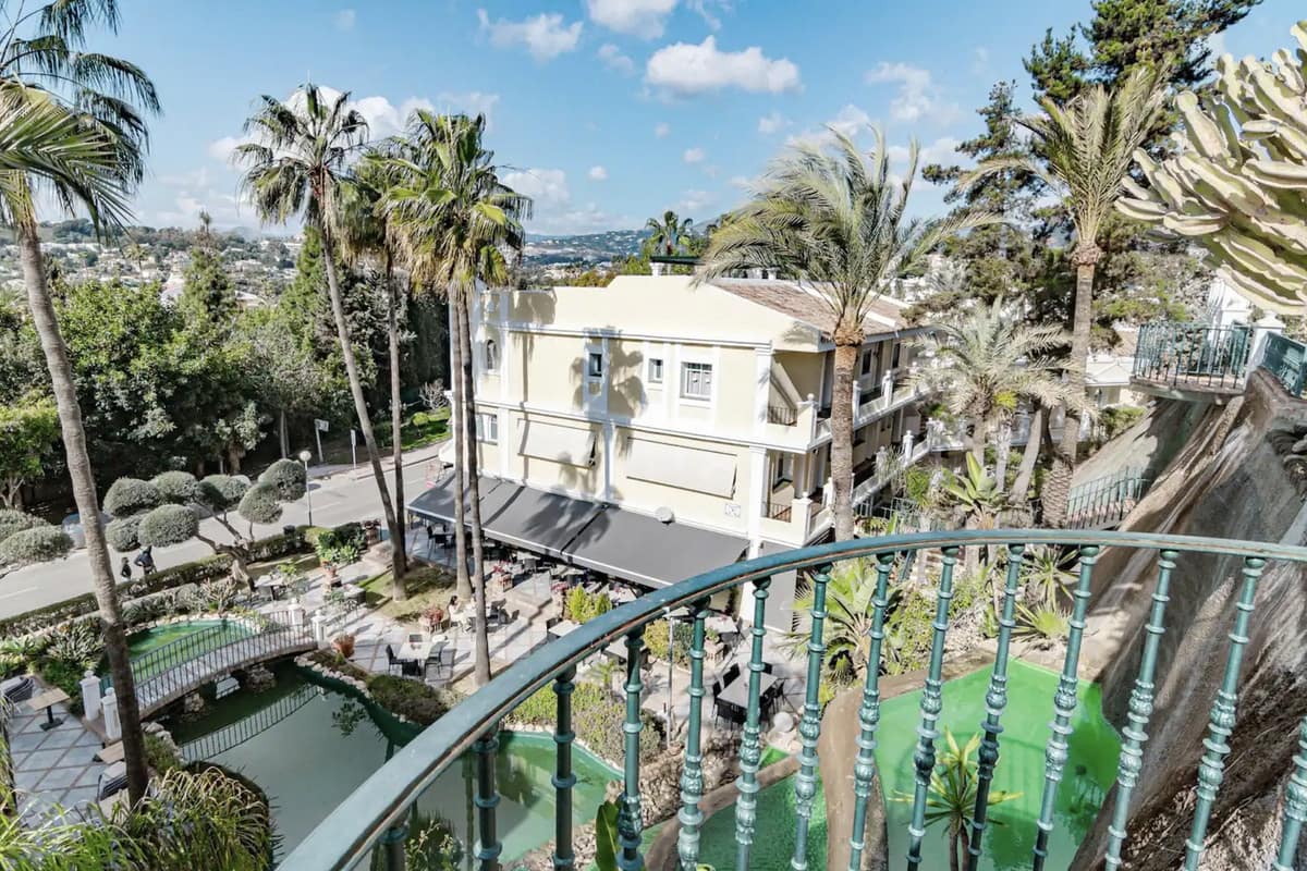 3 bedroom Penthouse for sale in Nueva Andalucia with pool - € 750,000 (Ref: 9480255)