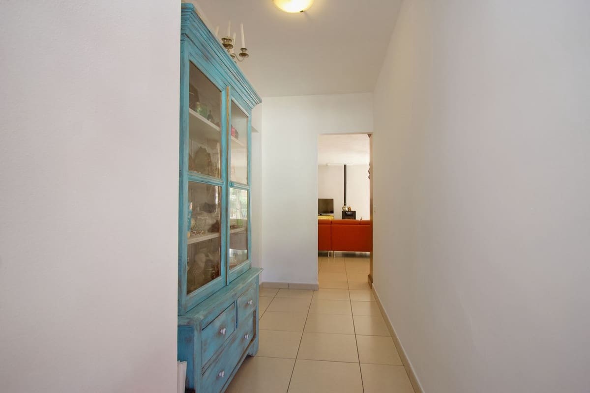 4 bedroom Villa for sale in Alhaurin el Grande with pool - € 750,000 (Ref: 9480258)