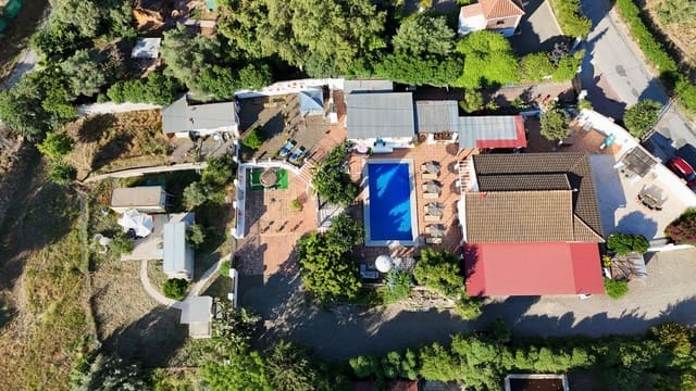 4 soverom Villa til salgs i Alhaurín el Grande med svømmebasseng - € 750 000 (Ref: 9480258)