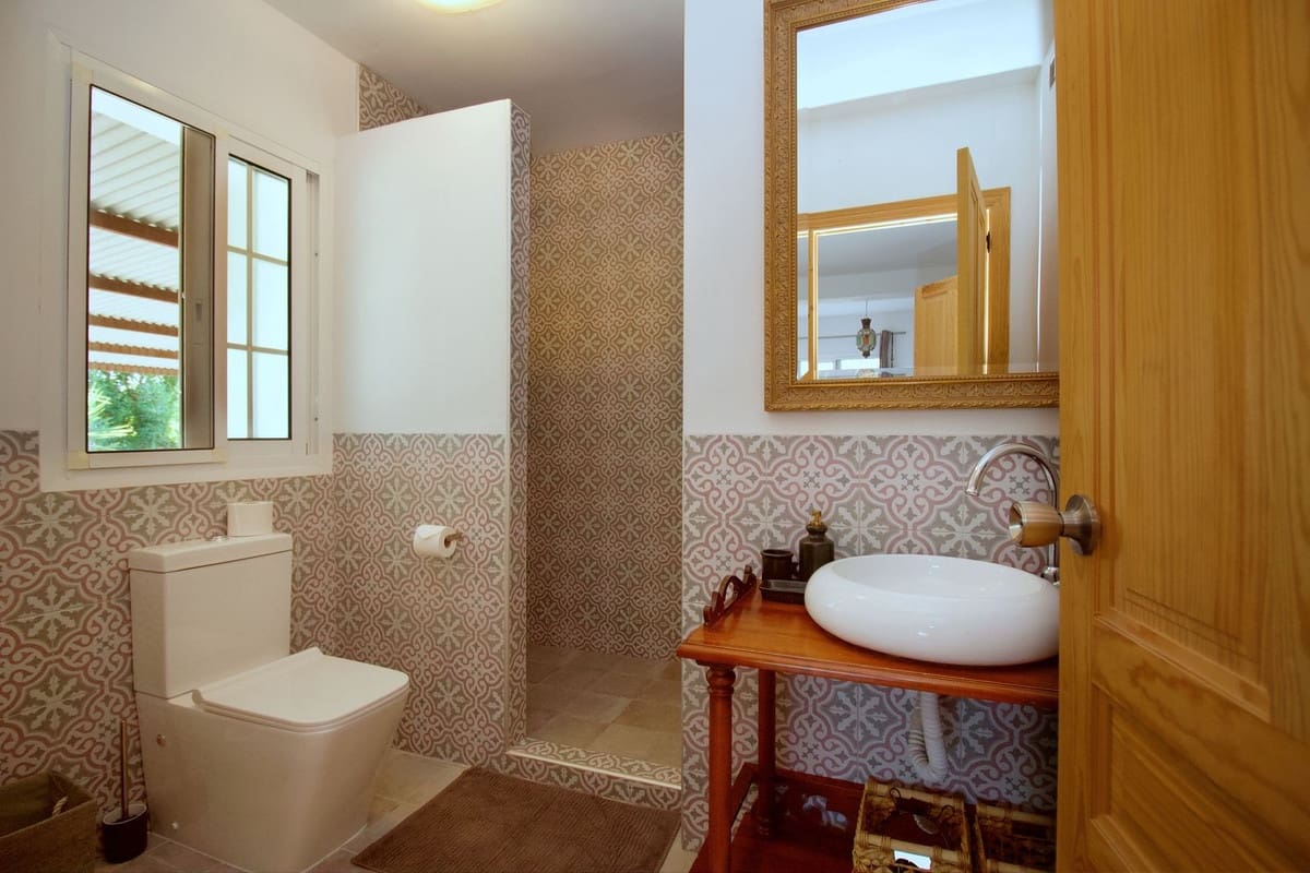 4 bedroom Villa for sale in Alhaurin el Grande with pool - € 750,000 (Ref: 9480258)