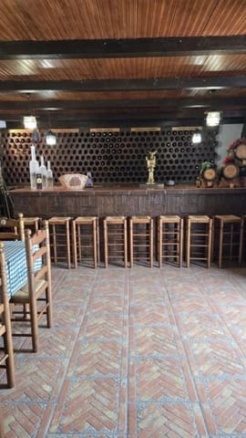 Pareado de 4 habitaciones en Marbella en venta con garaje - 690.000 € (Ref: 9480261)