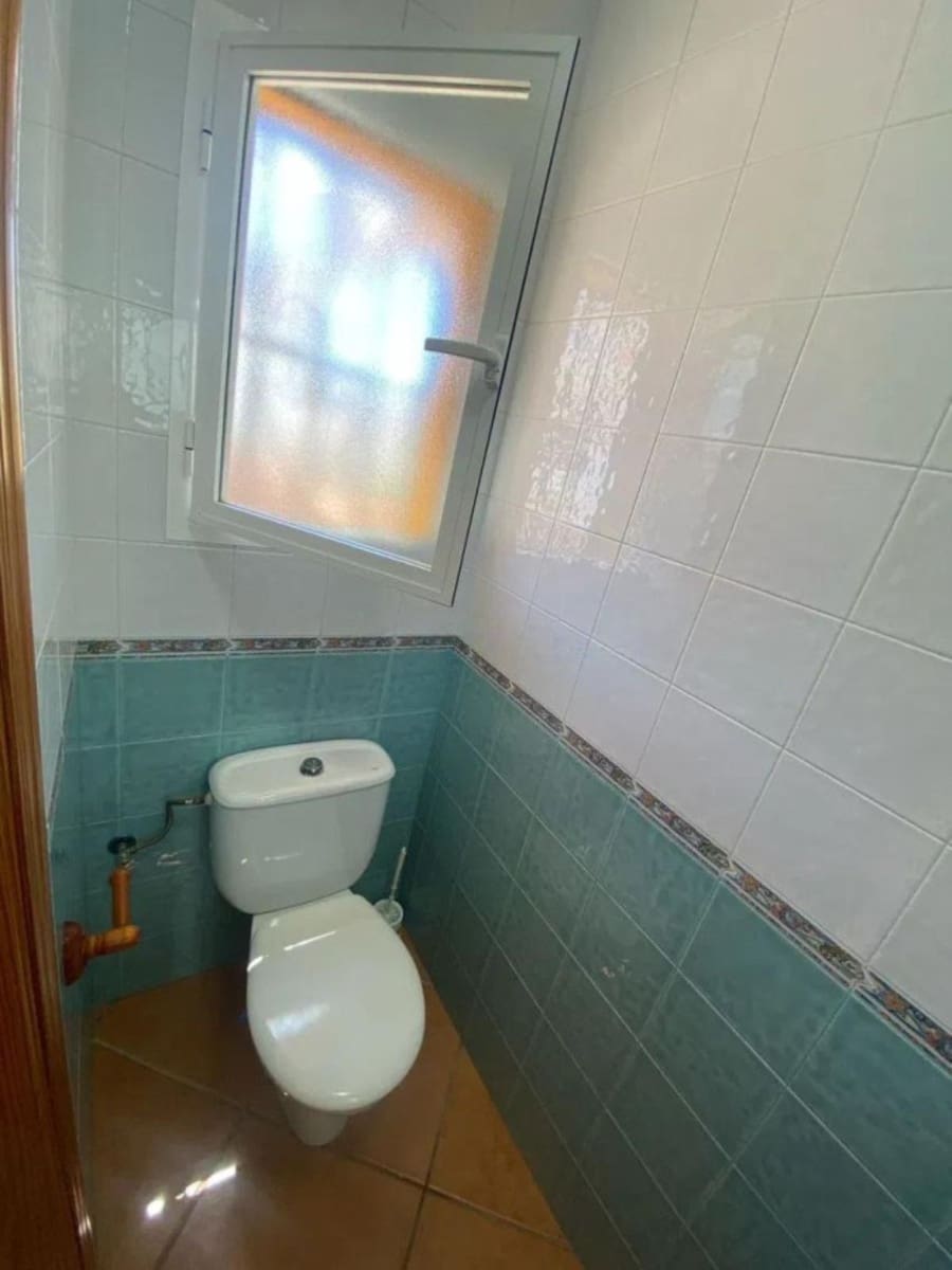 Pareado de 4 habitaciones en Marbella en venta con garaje - 690.000 € (Ref: 9480261)