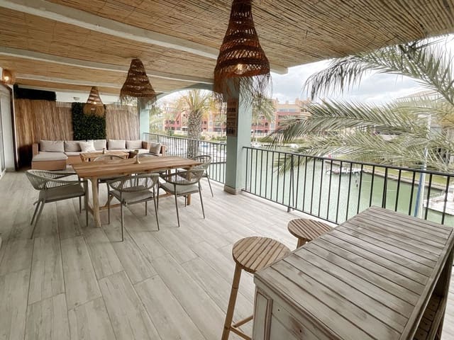 3 makuuhuone Huoneisto myytävänä paikassa Sotogrande, San Roque mukana uima-altaan 
autotalli - 750 000 € (Ref: 9480262)