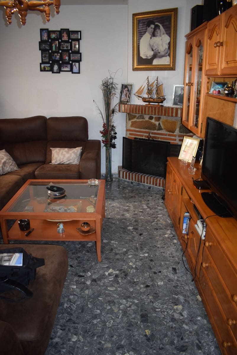 3 makuuhuone Omakotitalo myytävänä paikassa Malaga kaupunki - 757 500 € (Ref: 9480266)