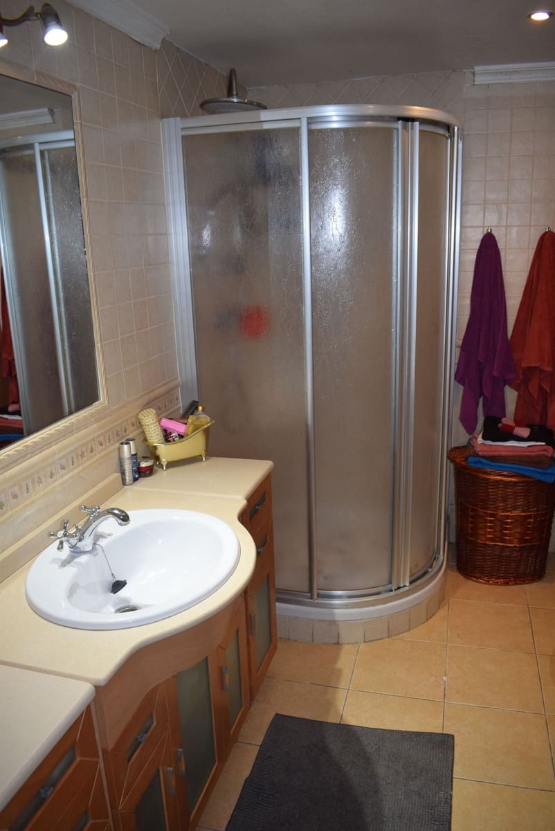 3 makuuhuone Omakotitalo myytävänä paikassa Malaga kaupunki - 757 500 € (Ref: 9480266)