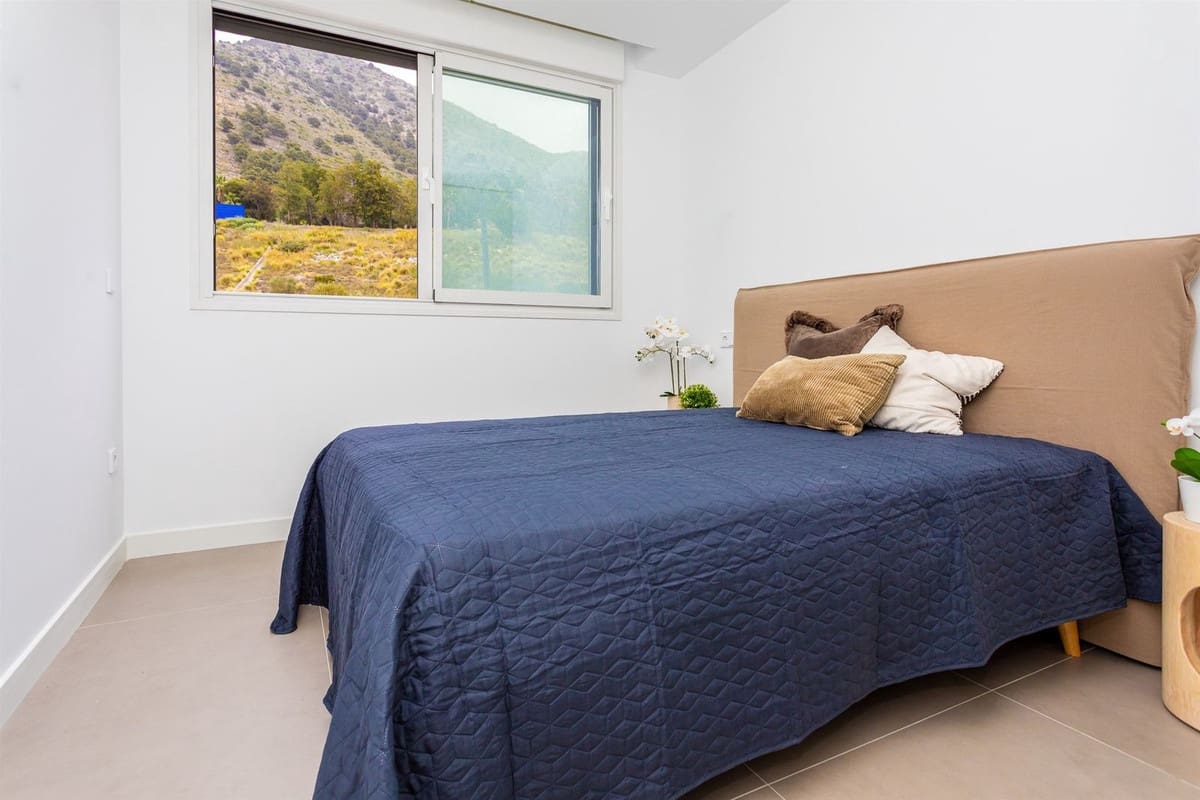 3 slaapkamer Appartement te koop in Fuengirola met zwembad garage - € 765.000 (Ref: 9480270)