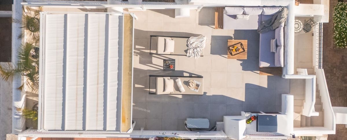 Casa de 2 habitaciones en Nueva Andalucia en venta con piscina - 765.000 € (Ref: 9480272)