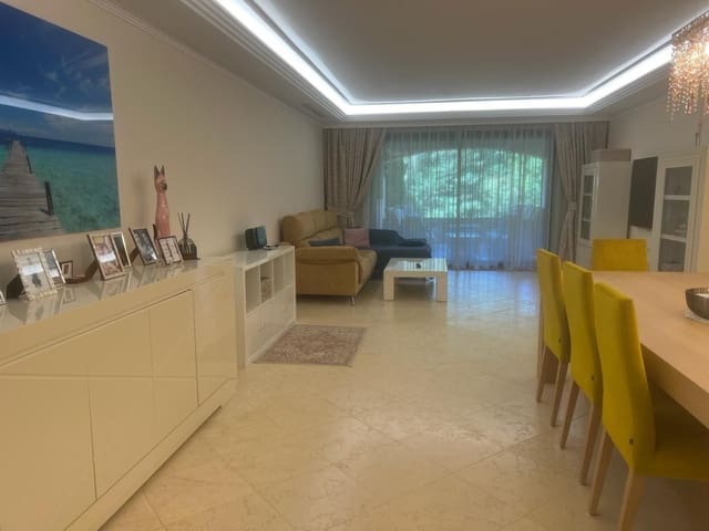 Apartamento de 3 habitaciones en Guadalmina Baja, Marbella en venta con piscina - 770.000 € (Ref: 9480274)