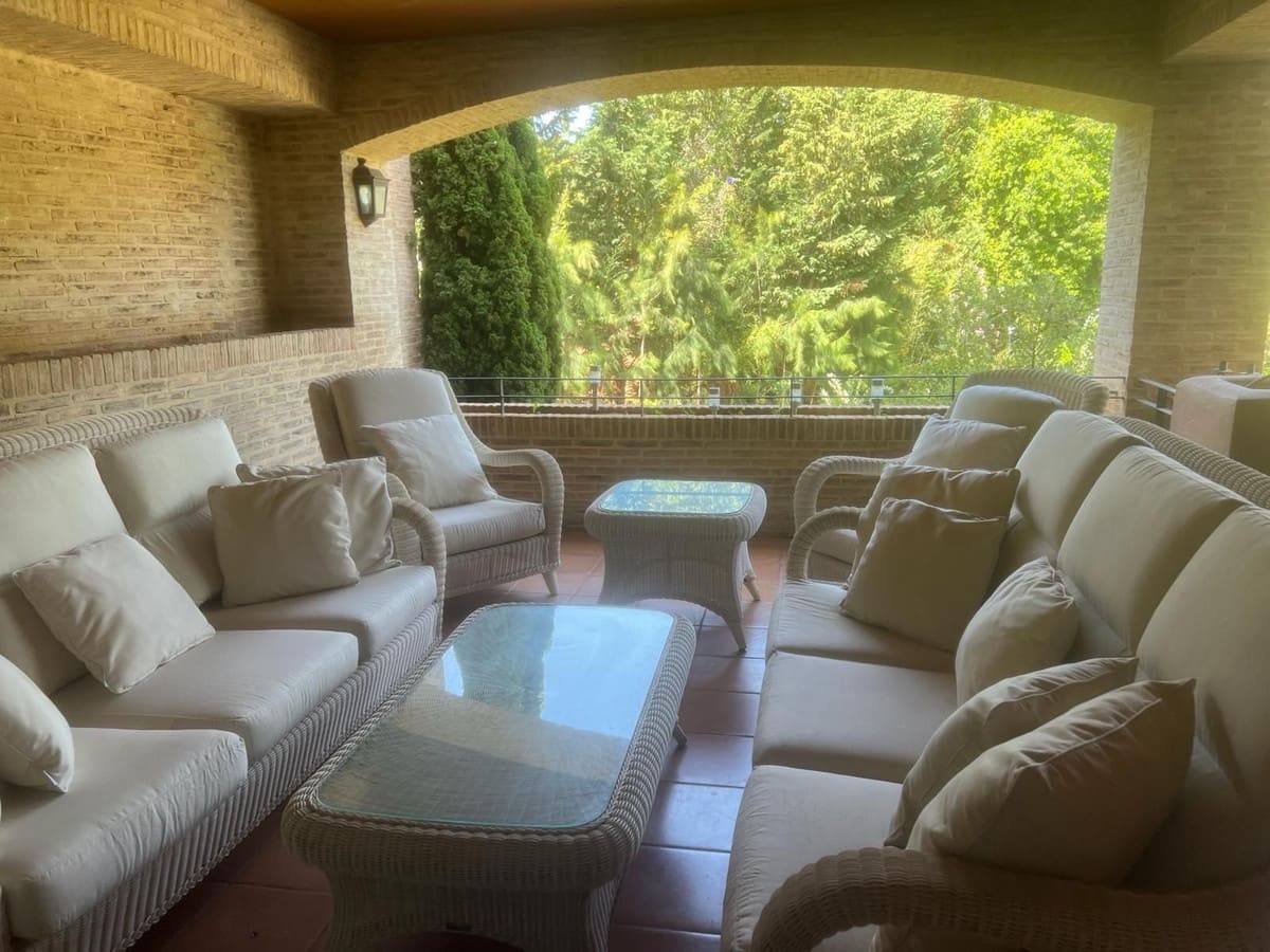 Apartamento de 3 habitaciones en Guadalmina en venta con piscina - 770.000 € (Ref: 9480274)