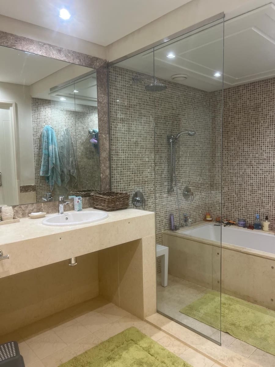 Apartamento de 3 habitaciones en Guadalmina en venta con piscina - 770.000 € (Ref: 9480274)