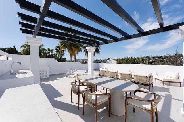 3 soverom Penthouse til salgs i La Dama de Noche - La Alzambra, Marbella med svømmebasseng - € 770 000 (Ref: 9480275)