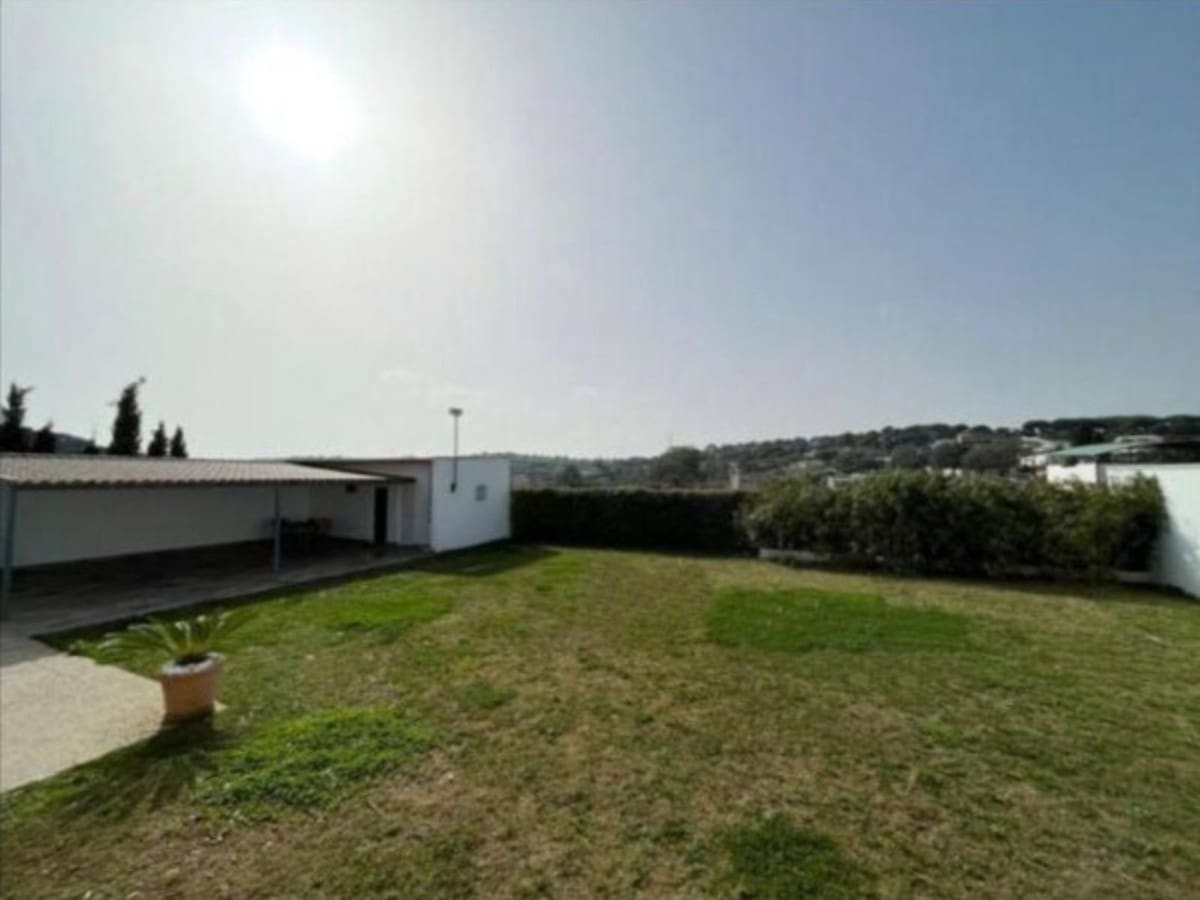 5 soveværelse Villa til salg i San Roque med swimmingpool - € 770.000 (Ref: 9480276)
