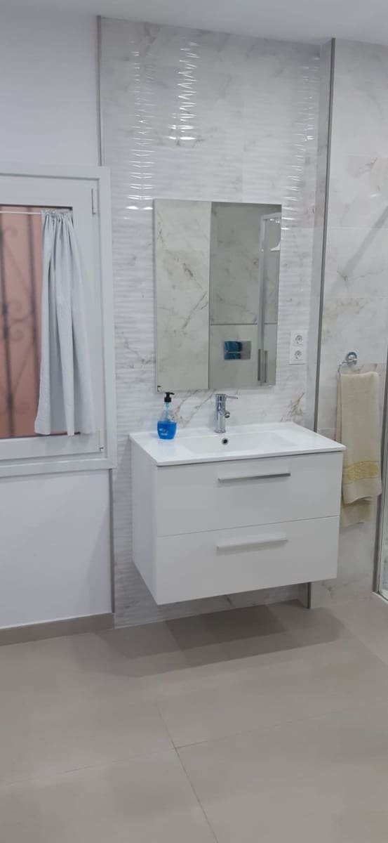 2 soverom Leilighet til salgs i Estepona - € 775 000 (Ref: 9480277)