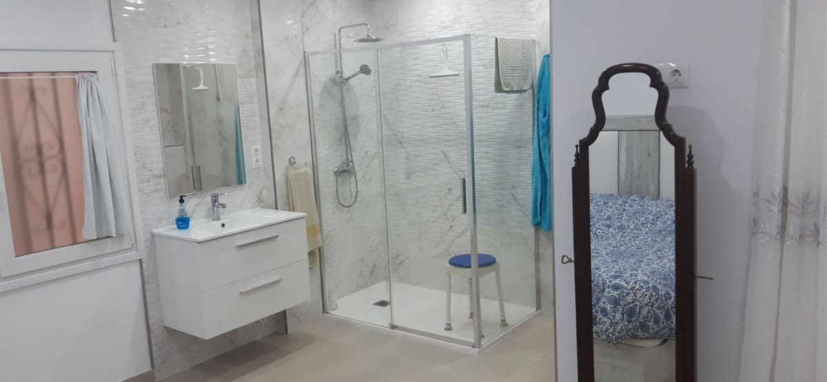 2 soverom Leilighet til salgs i Estepona - € 775 000 (Ref: 9480277)