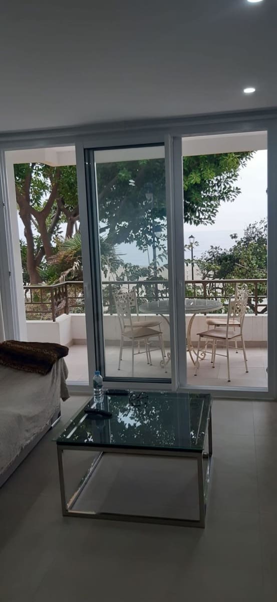 2 soverom Leilighet til salgs i Estepona - € 775 000 (Ref: 9480277)