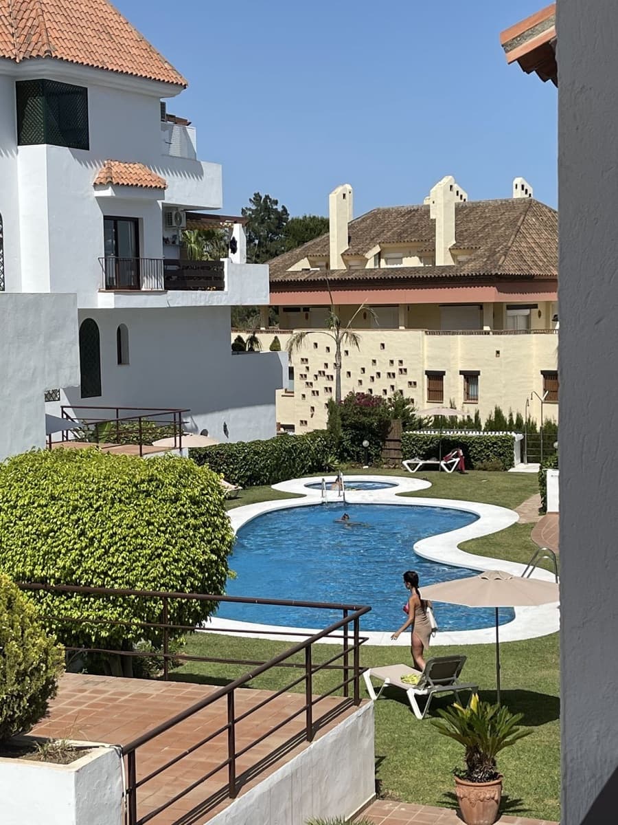 3 bedroom Apartment for sale in Golden Mile with pool garage - € 775,000 (Ref: 9480278)