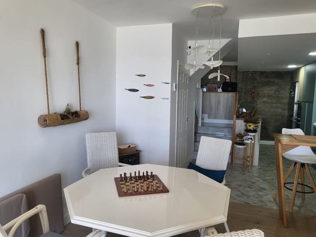 Casa de 2 habitaciones en Calahonda, Mijas en venta con piscina garaje - 775.000 € (Ref: 9480280)