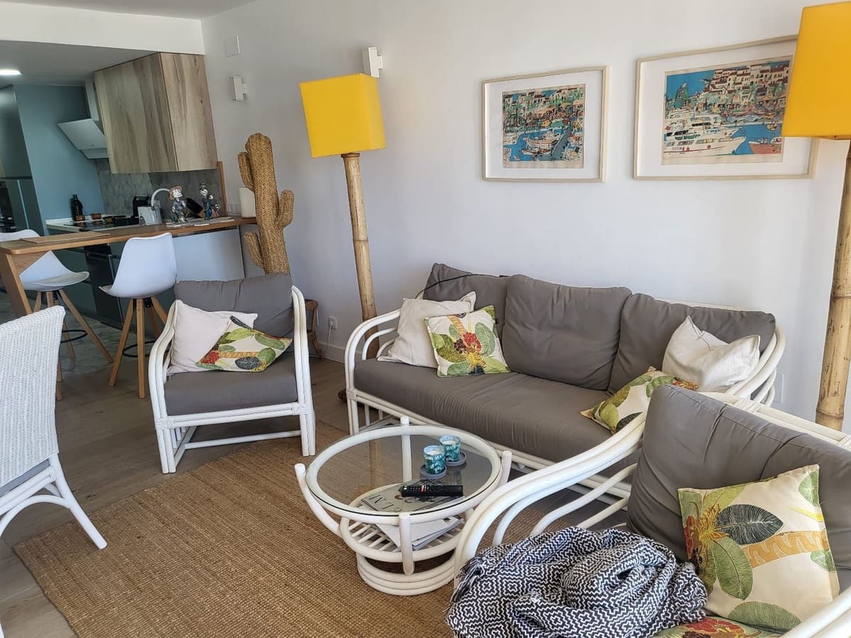 Casa de 2 habitaciones en Calahonda en venta con piscina garaje - 775.000 € (Ref: 9480280)