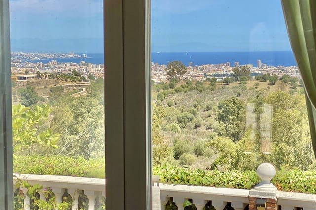 4 bedroom Villa for sale in La Cala de Mijas, Mijas with pool - € 779,950 (Ref: 9480282)