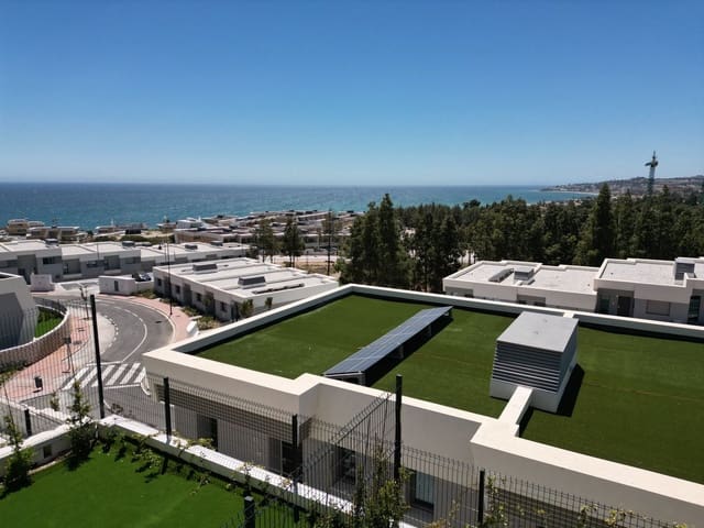 3 slaapkamer Halfvrijstaande villa te koop in El Chaparral, Mijas met zwembad - € 789.000 (Ref: 9480290)