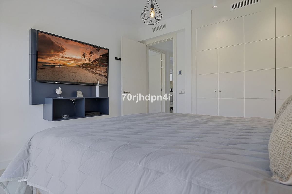 3 bedroom Apartment for sale in Casares with pool - € 790,000 (Ref: 9480292)