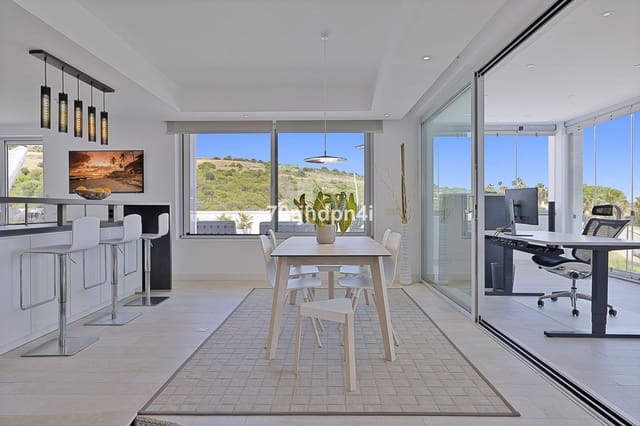 3 bedroom Apartment for sale in Casares Pueblo, Casares with pool - € 790,000 (Ref: 9480292)