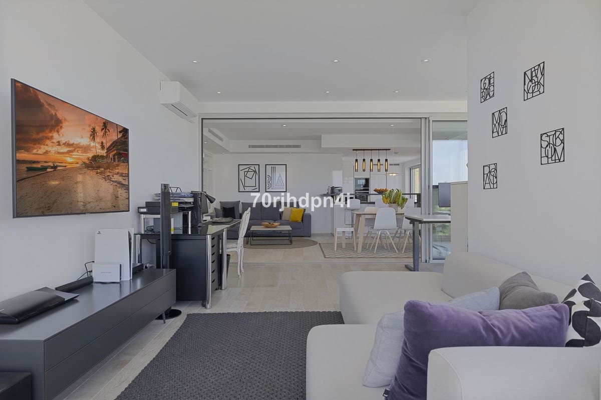 3 bedroom Apartment for sale in Casares with pool - € 790,000 (Ref: 9480292)