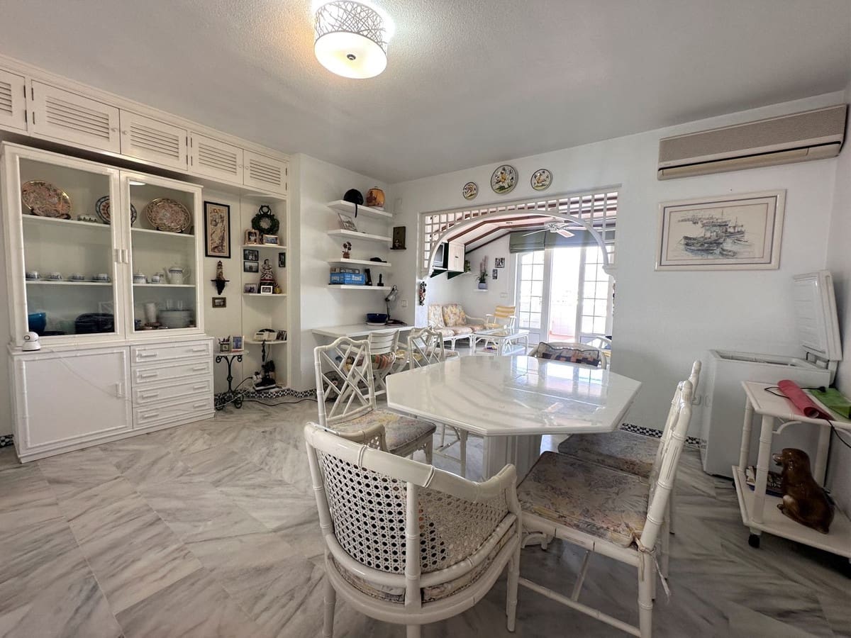 3 slaapkamer Penthouse te koop in Fuengirola met zwembad garage - € 790.000 (Ref: 9480294)
