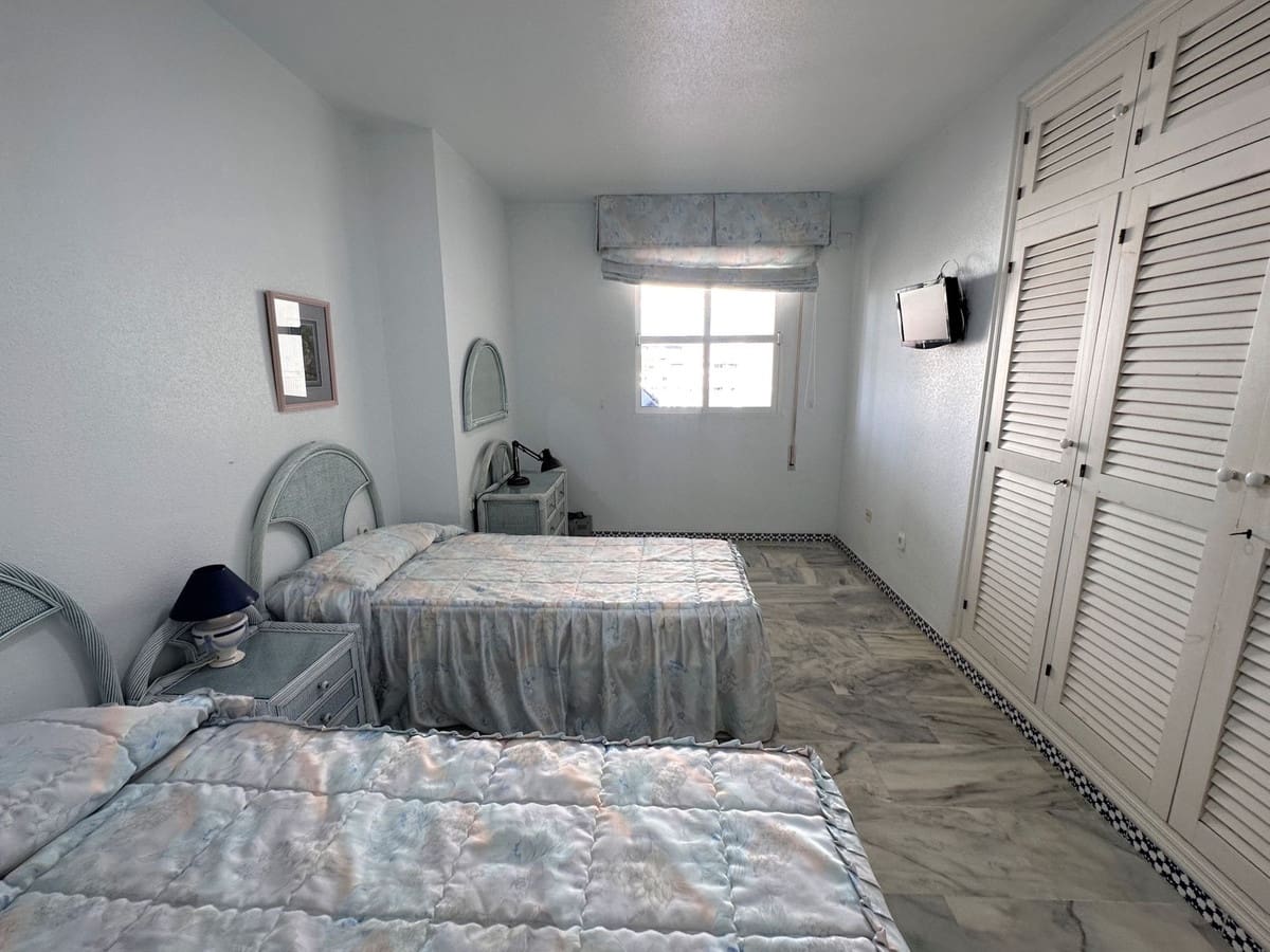 3 slaapkamer Penthouse te koop in Fuengirola met zwembad garage - € 790.000 (Ref: 9480294)