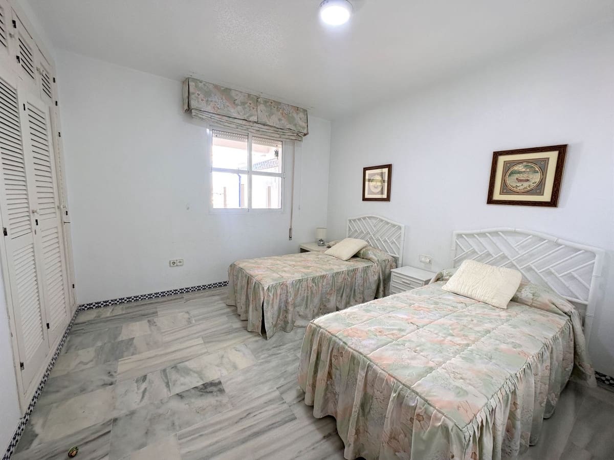 3 slaapkamer Penthouse te koop in Fuengirola met zwembad garage - € 790.000 (Ref: 9480294)