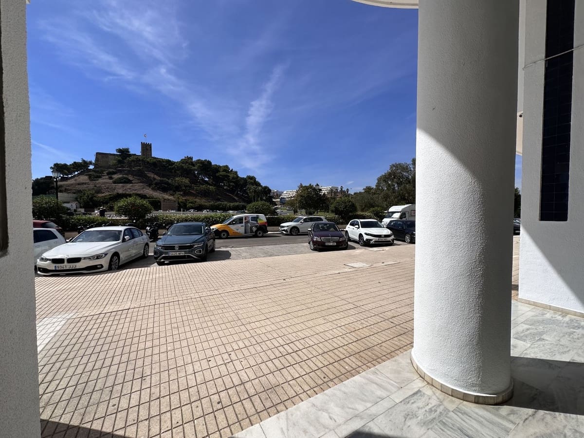 3 slaapkamer Penthouse te koop in Fuengirola met zwembad garage - € 790.000 (Ref: 9480294)