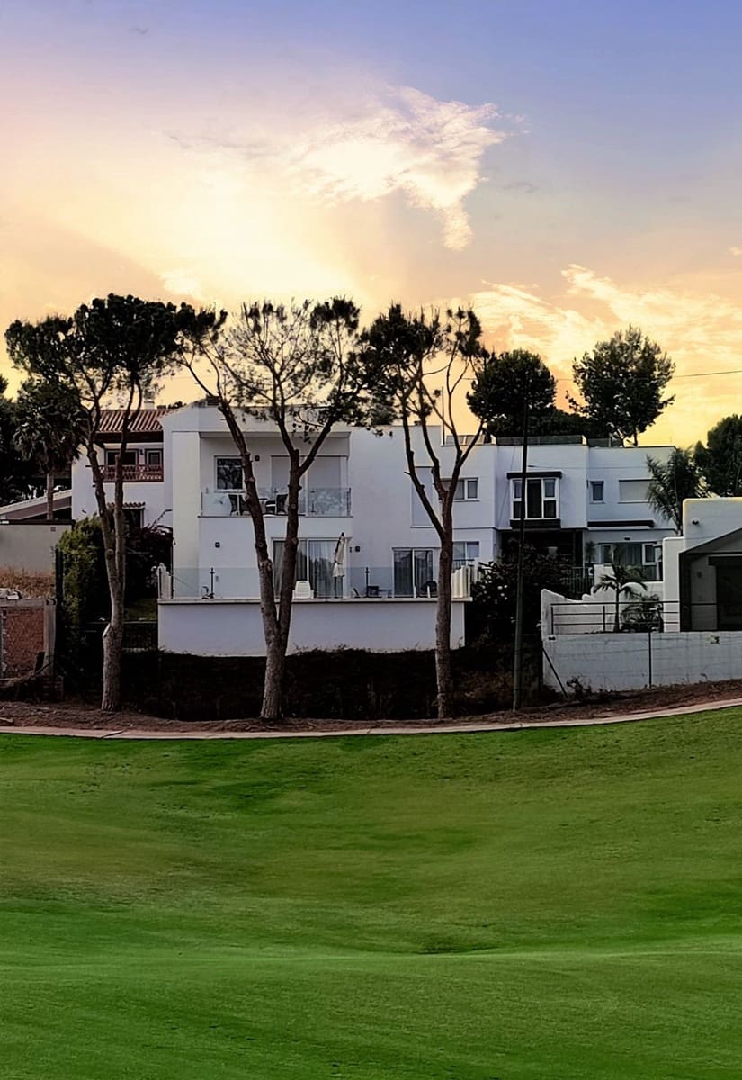 4 bedroom Villa for sale in La Cala Golf with pool garage - € 790,000 (Ref: 9480295)