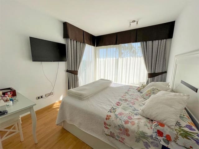 4 chambre Villa/Maison à vendre à La Cala Golf, Mijas avec piscine garage - 790 000 € (Ref: 9480295)