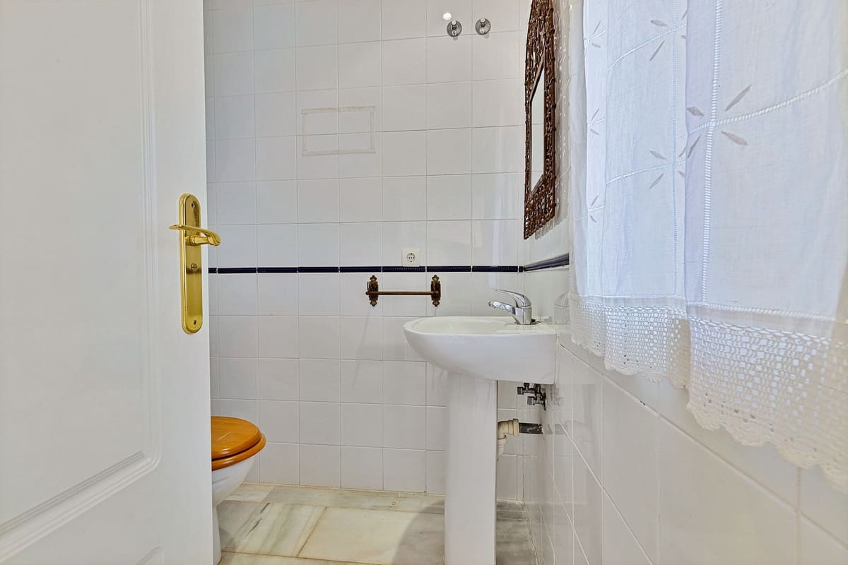 3 sovrum Hus till salu i San Pedro de Alcantara med pool garage - 790 000 € (Ref: 9480296)