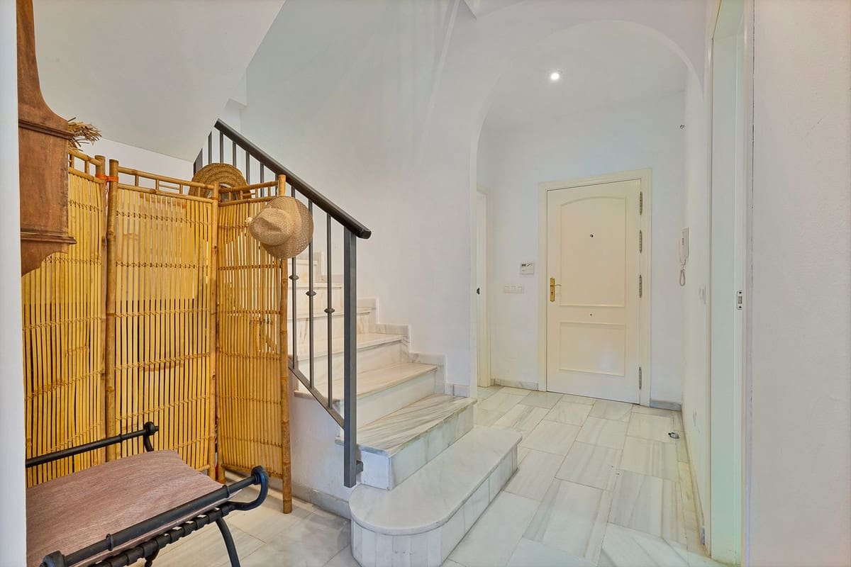 3 sovrum Hus till salu i San Pedro de Alcantara med pool garage - 790 000 € (Ref: 9480296)