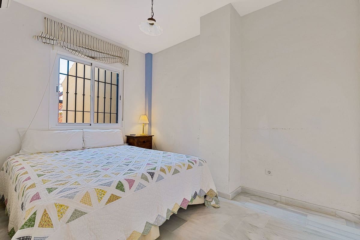 3 sovrum Hus till salu i San Pedro de Alcantara med pool garage - 790 000 € (Ref: 9480296)