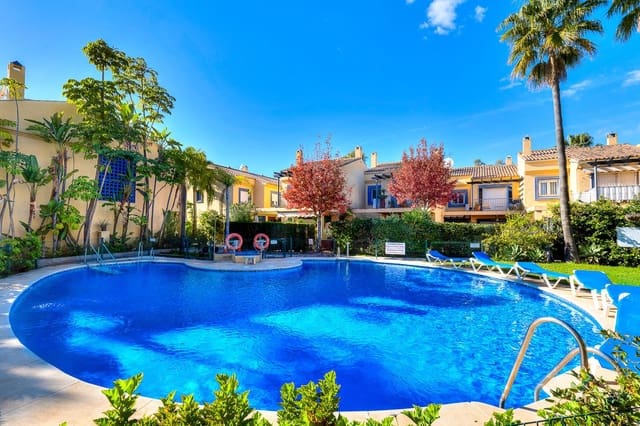3 camera da letto Casa in vendita in San Pedro de Alcántara Pueblo, Marbella con piscina garage - 790.000 € (Rif: 9480296)
