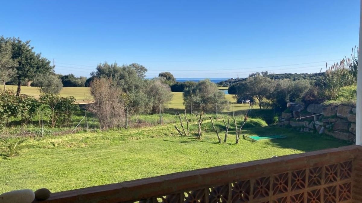 3 sypialnia Willa na sprzedaż w Estepona z garażem - 795 000 € (Ref: 9480302)