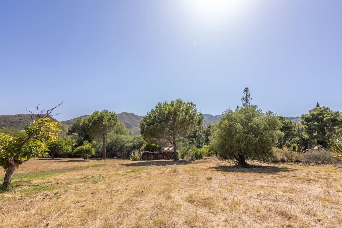 4 bedroom Villa for sale in Alhaurin el Grande with pool garage - € 795,000 (Ref: 9480305)