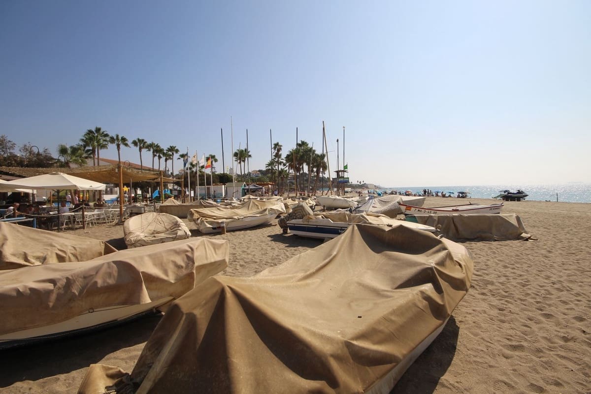 6 soveværelse Semi-Rækkehus til salg i La Cala de Mijas med garage - € 795.000 (Ref: 9480306)