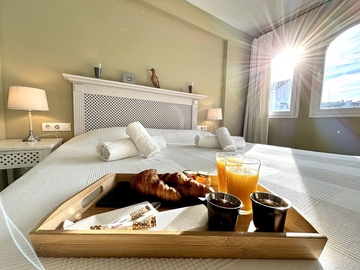 2 soveværelse Penthouse til salg i Estepona med swimmingpool - € 798.000 (Ref: 9480310)